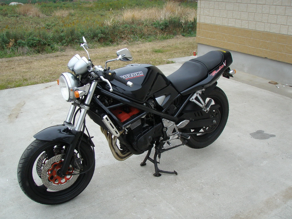 Купить мотоцикл Suzuki Bandit400V 1991 фото 11